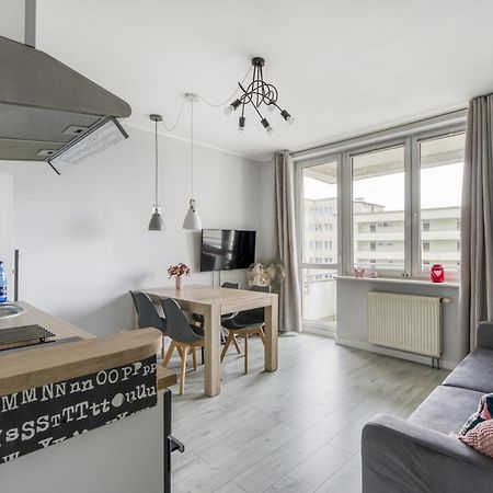 Gama Home Kondratowicza18 Warsaw Exterior photo